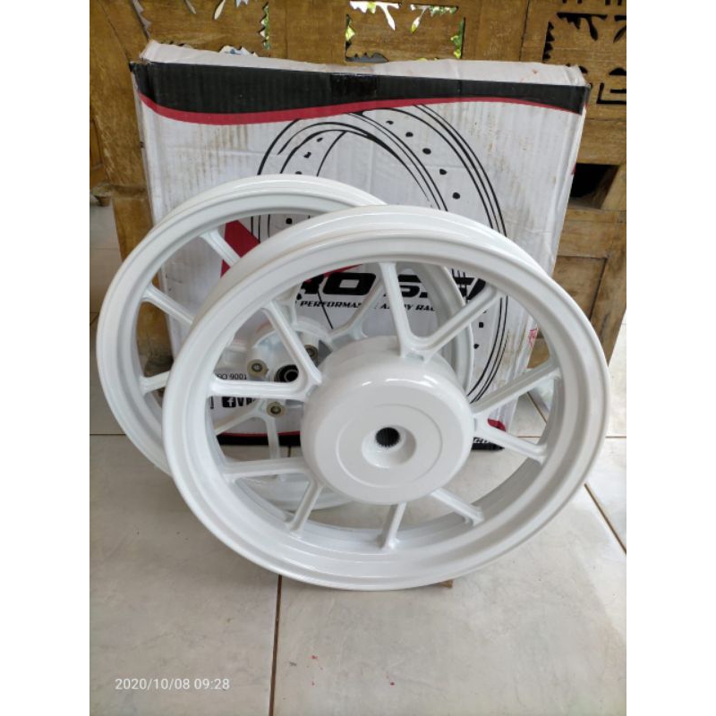 velg venom tapak lebar untuk motor matic Vario 125/150 tapak lebar 185-215 ring 14