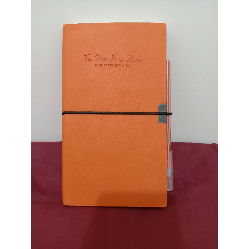 

Notebook/Buku Catatan Heeton + Pulpen