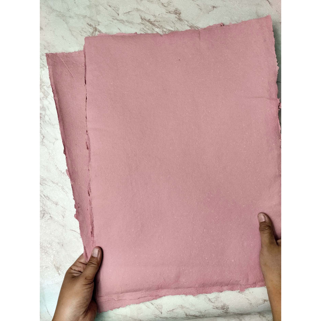 

SustainArt: Kertas Daur Ulang Berwarna Magenta Pink Ukuran A3