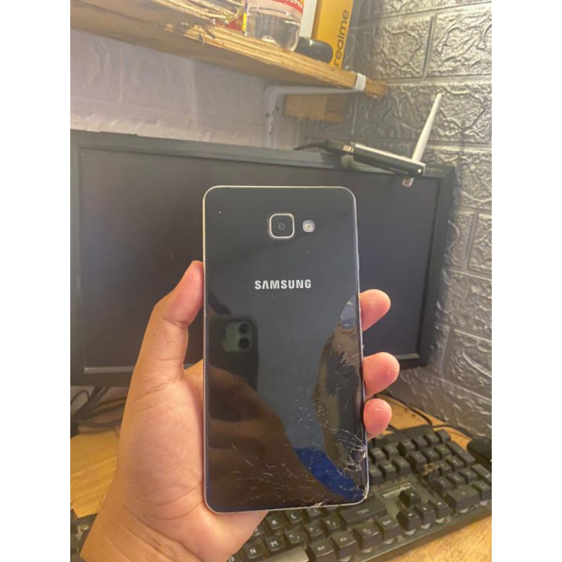Samsung galaxy A9 pro 2016 minus LCD dan Backdoor