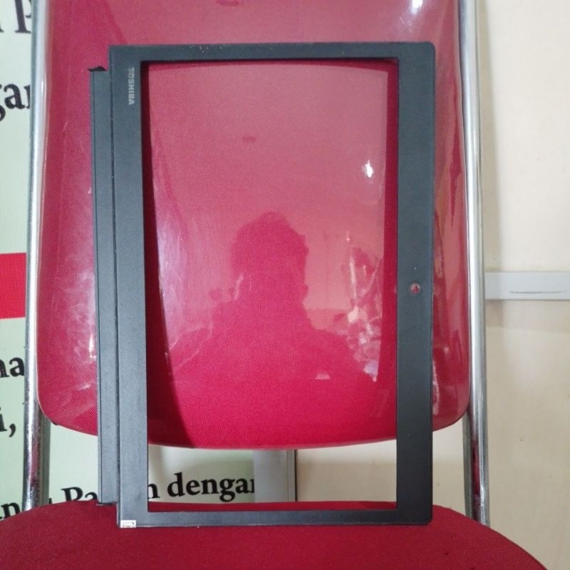 casing case frame led lcd laptop toshiba dynabook R734 R734/k