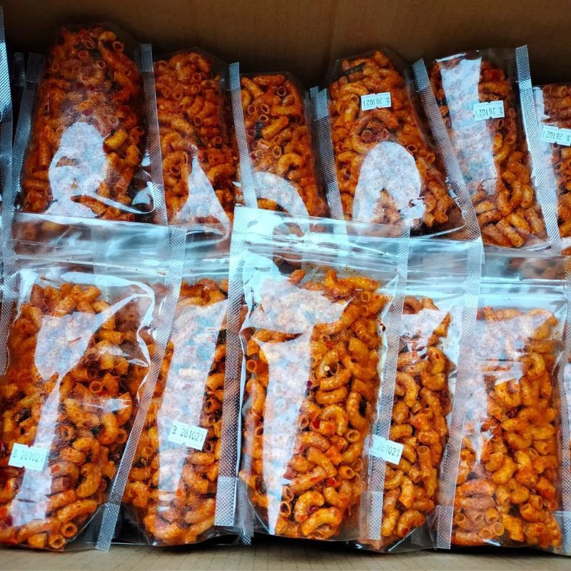 

Makaroni Viral Pedas Isi 100 gram CIHUY MANTAP