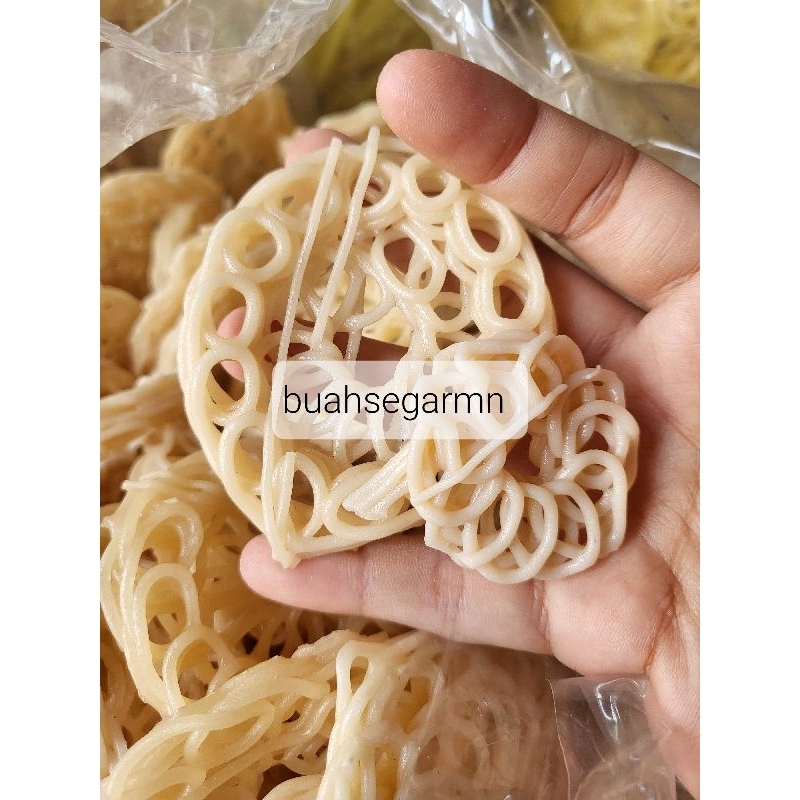 

Kerupuk Mawar Bulat Besar 250gr