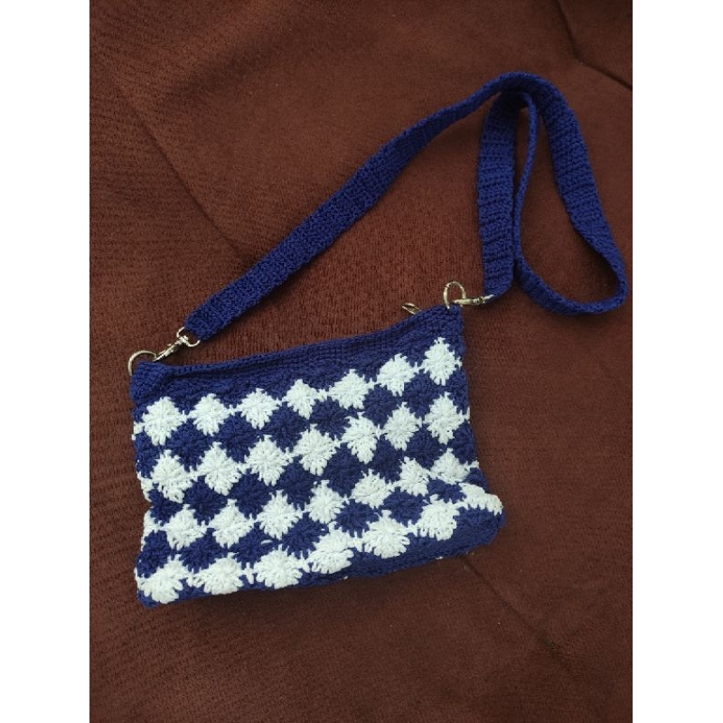 Tas Rajut kerajinan Tangan sendiri