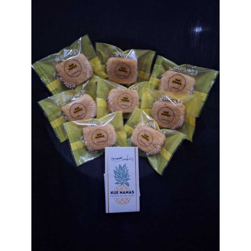 

Kue Nanas / Pineapple Tart by Tatoori Cookies