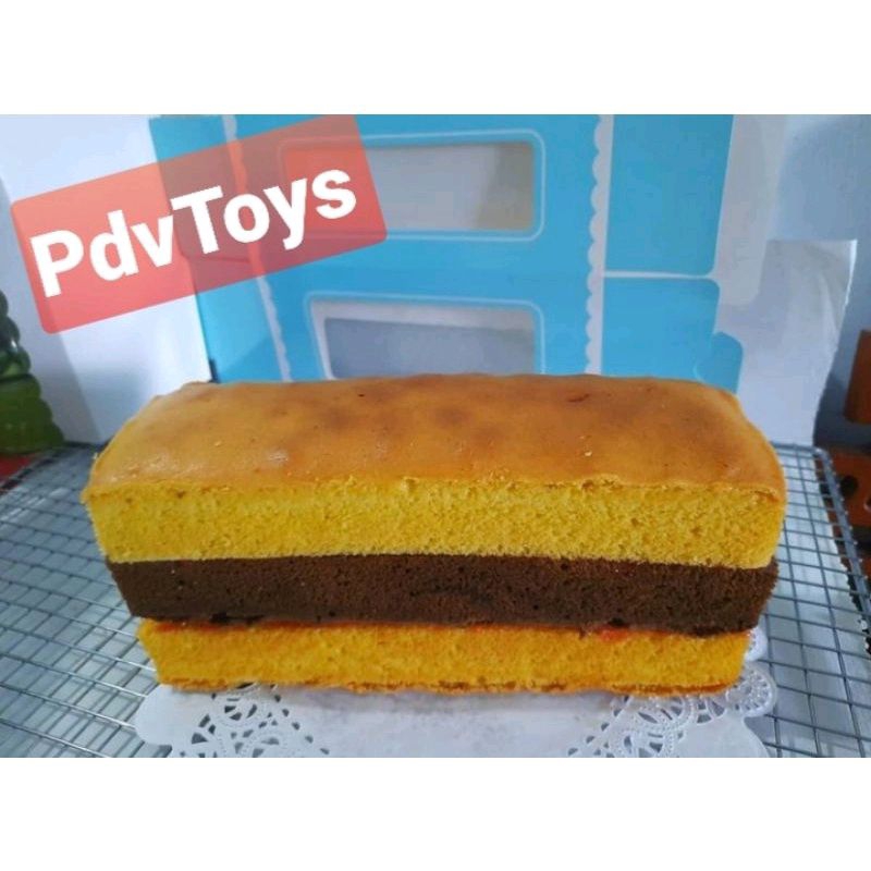 

Kue Lapis Surabaya Wijsman Premium Asli Homemade ukuran 10x20 Cm