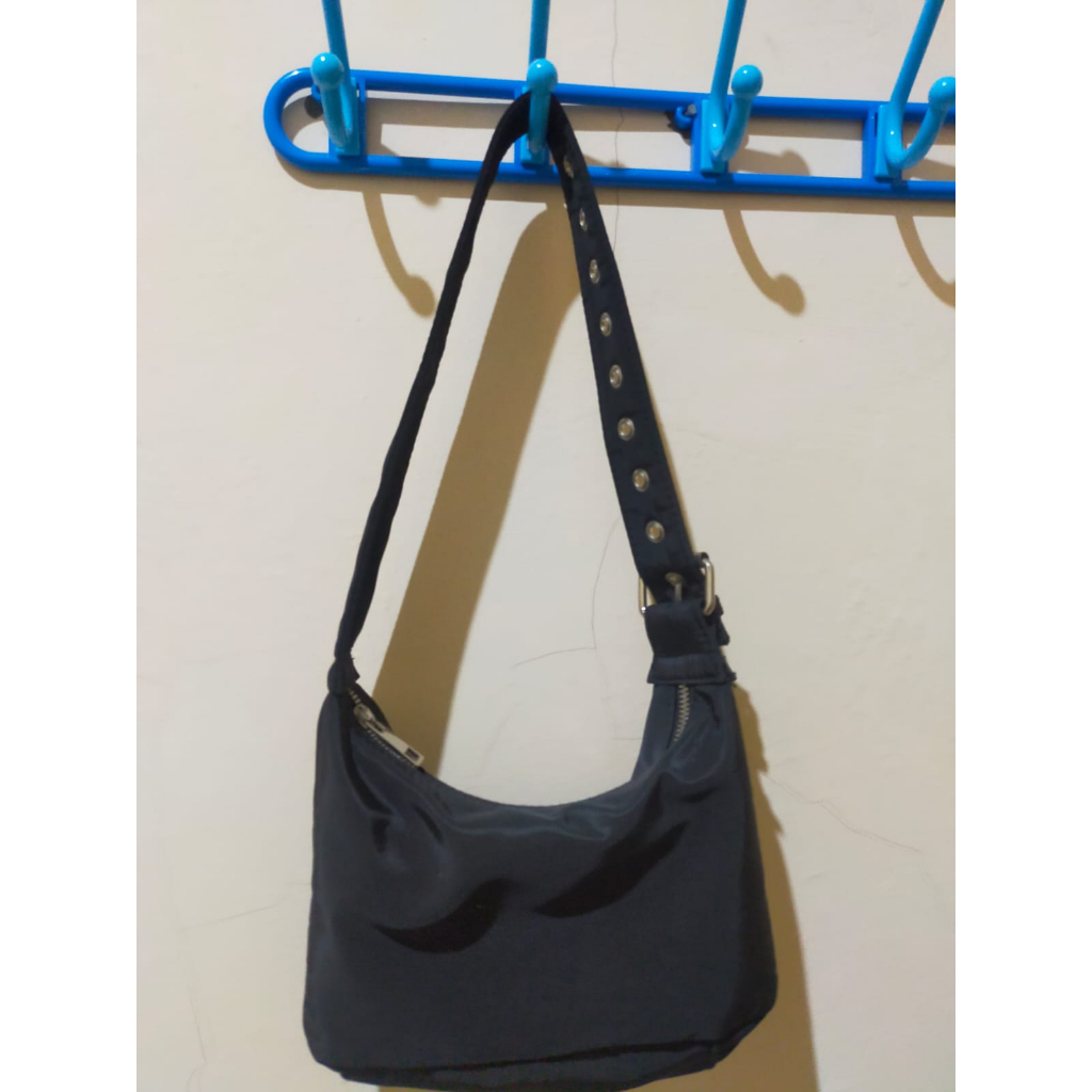 PRELOVED - Tas KKV Dums Nylon Underarm Bag