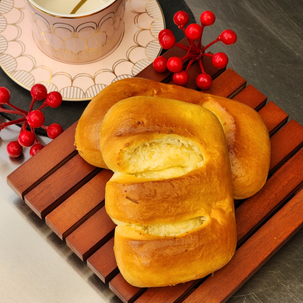 

Roti Keju Susu / Milk Cheese Buns