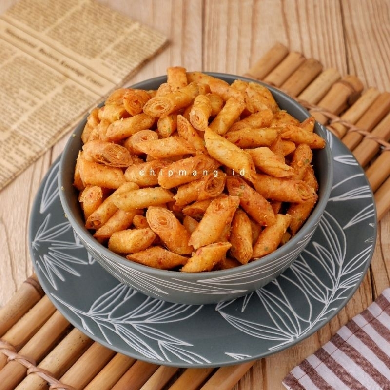

1 kg kulpi keripik gulung asin snack gurih renyah chipmang