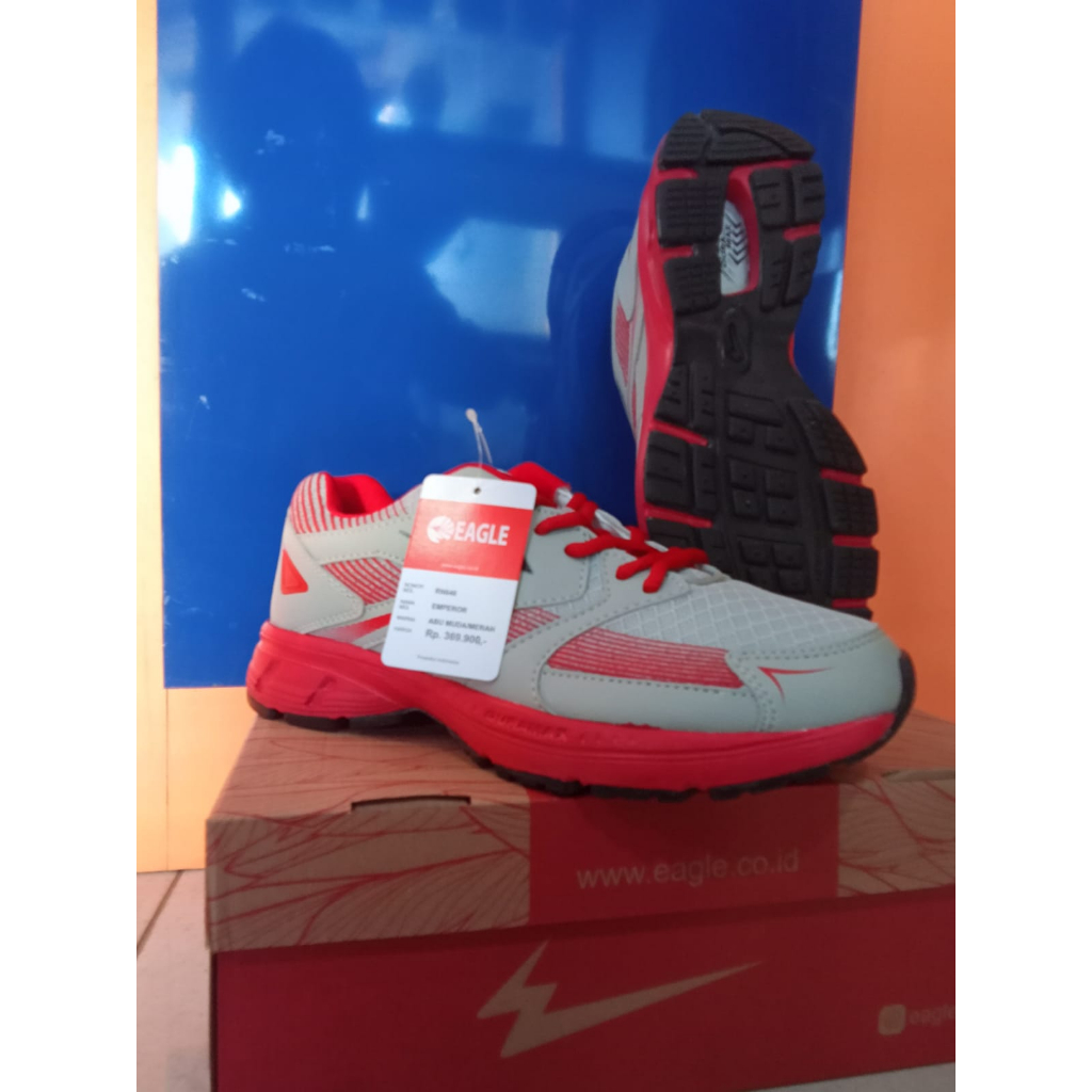 SEPATU LARI EAGLE EMPEROR