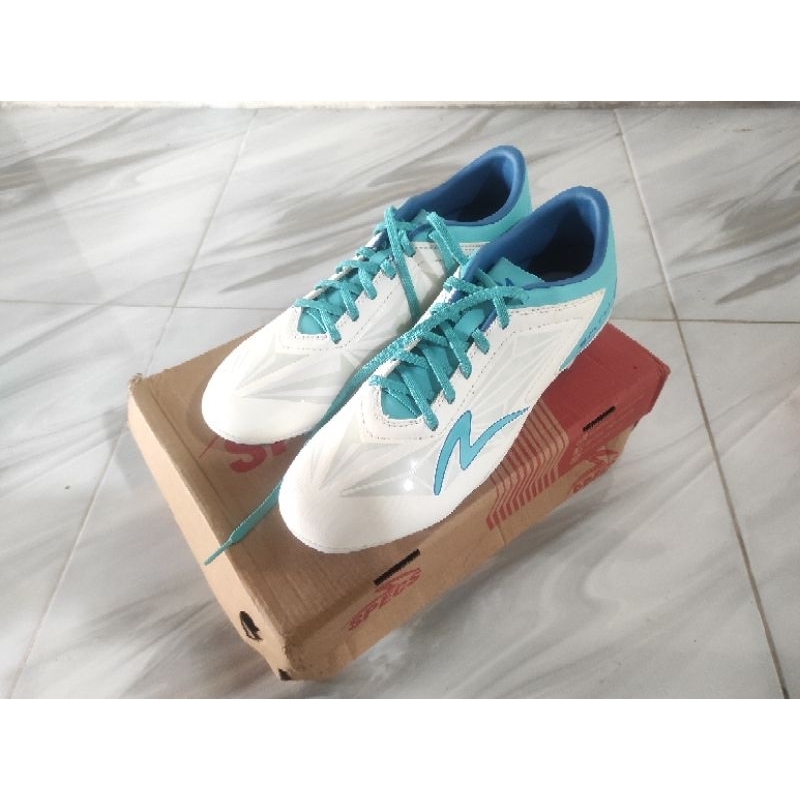 Specs Accelerator Satu pro fg