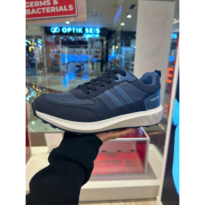 Bata Nortstar sneakers pria Navy  Bets seller