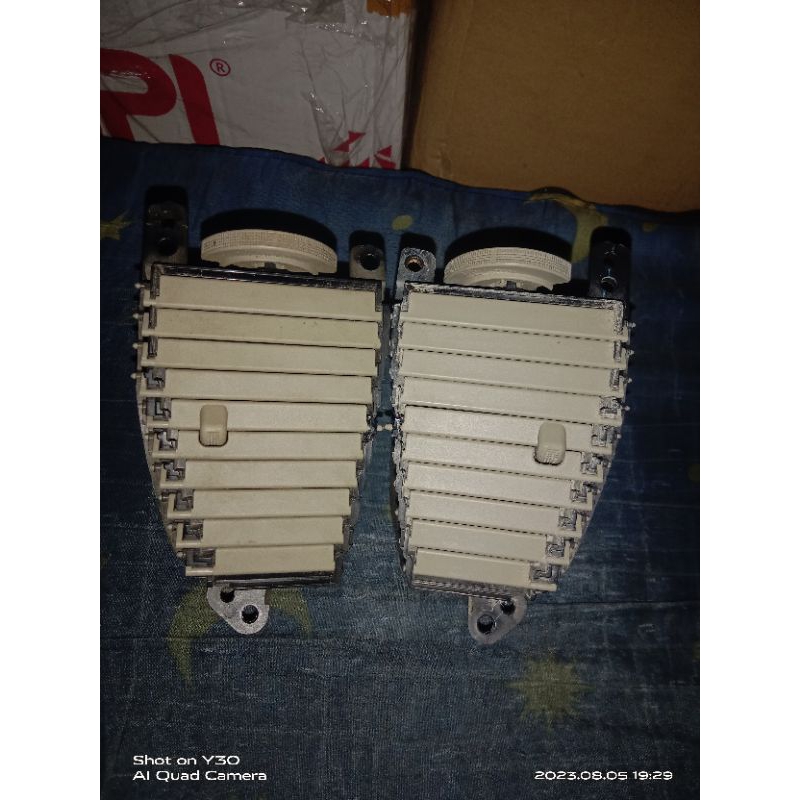 kisi kisi ac Tengah innova original