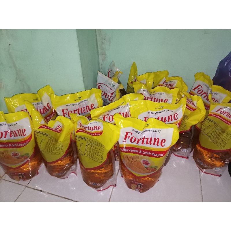 

minyak goreng fortune/sovia 2 liter