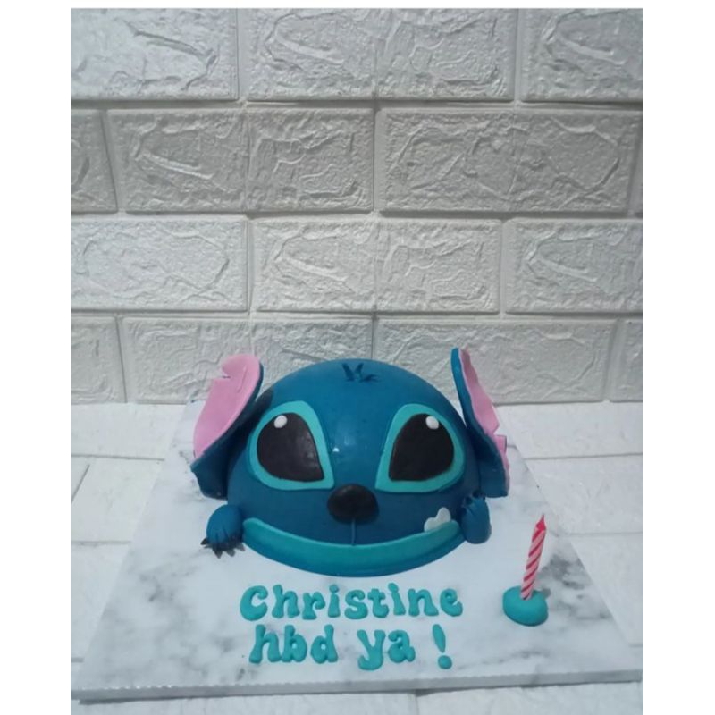 

pinata cake Stitch