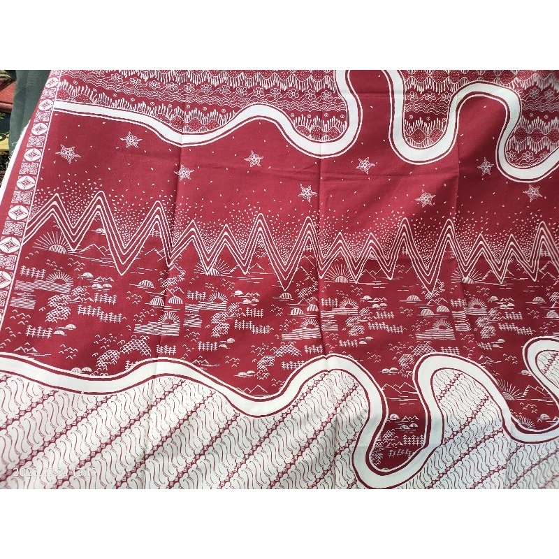Kain batik solo tiga motif desa merah putih tulang