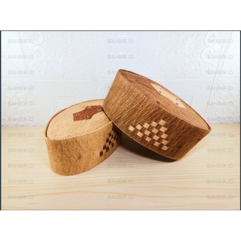 peci kulit kayu waru motif terompah piramid lancip kopiah pria songkok terbaru terunik peci santri