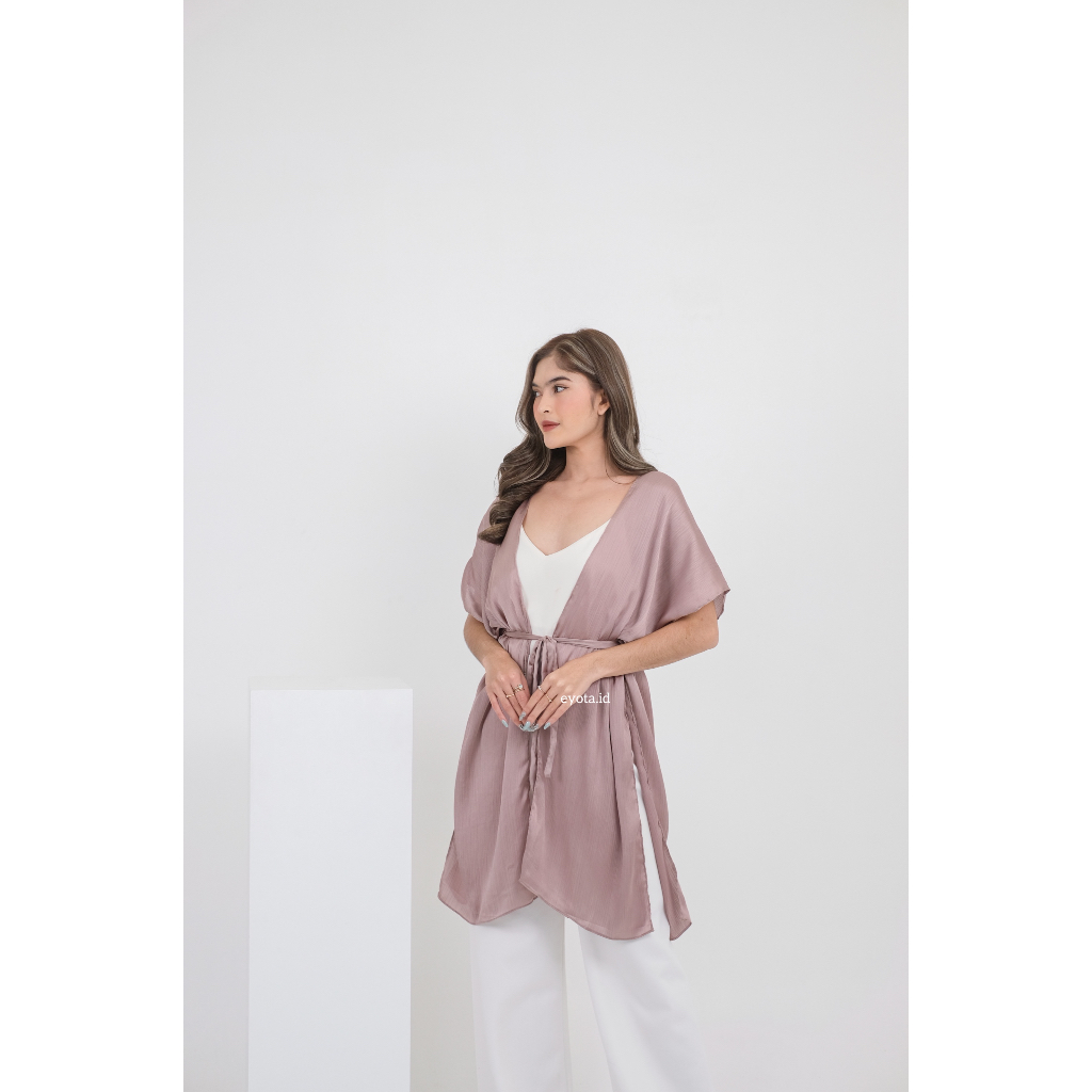 EYOTA Bona Outer | Outer Satin Atasan Wanita Formal Baju Kondangan