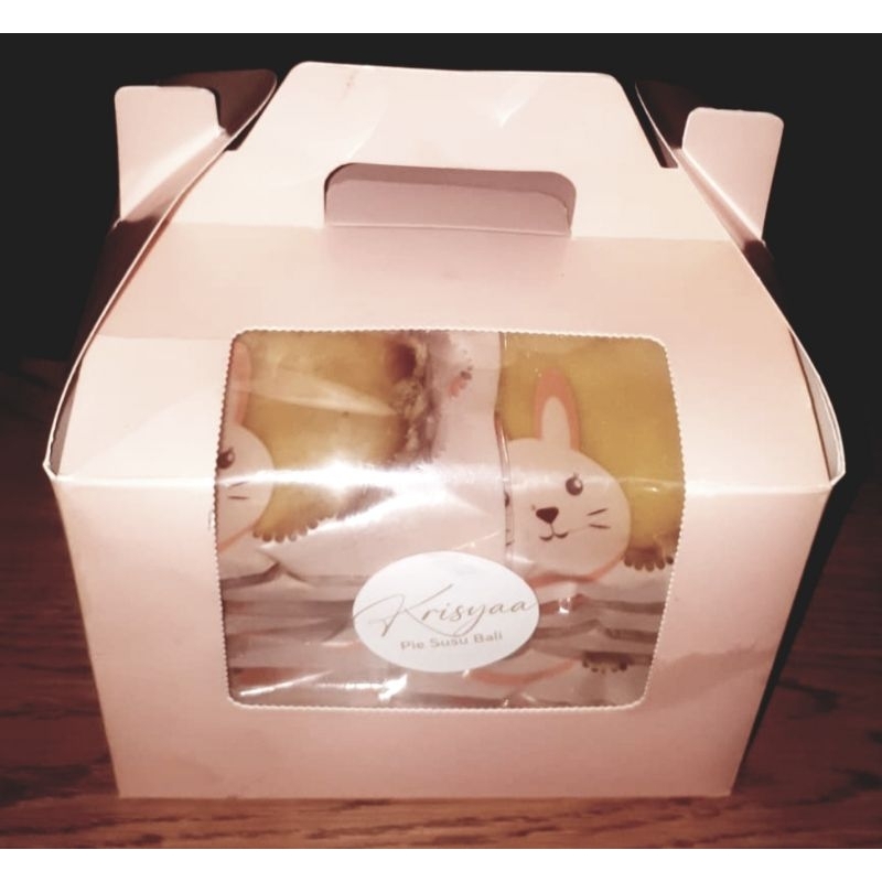 

Krisyaa Pie Susu Bali Box Besar - Isi 20 Pcs