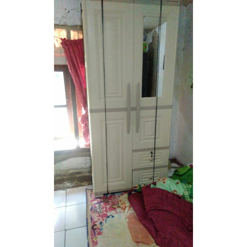 Lemari OTC 2p Modern