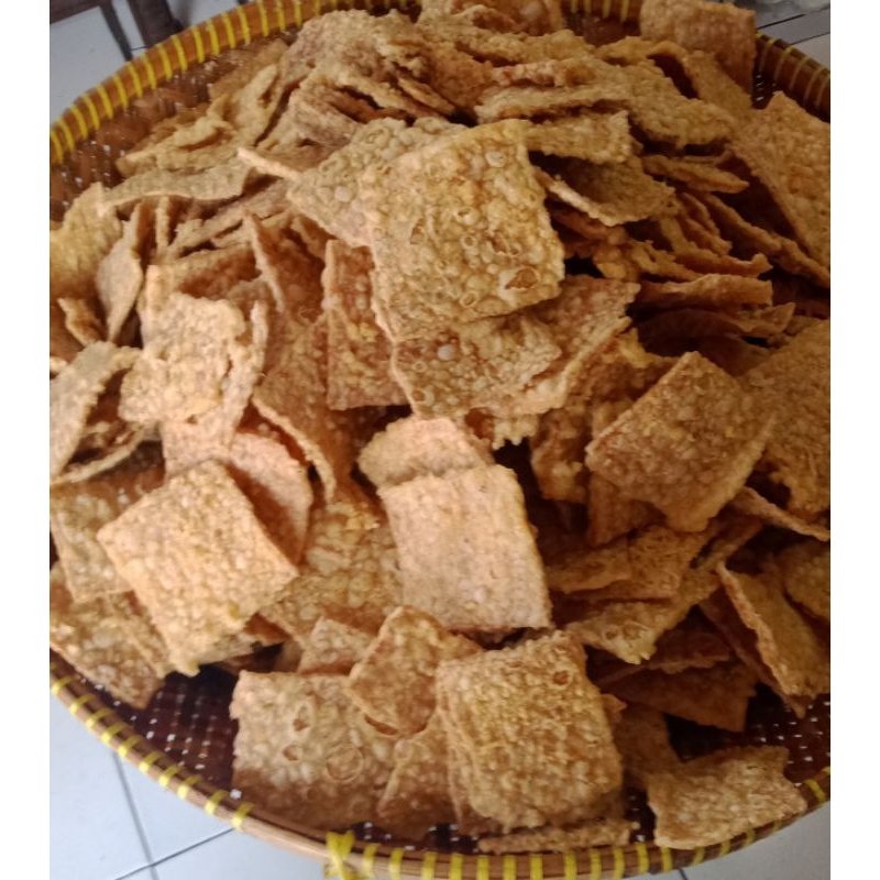 

kripek tempe khas bandung gurih asin manis pedas packing dus baru