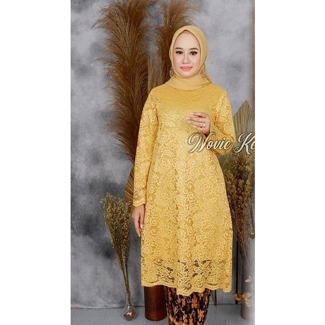 KEBAYA TUNIK BRUKAT ~ SETELAN TUNIK BRUKAT ~ SET KEBAYA TUNIK~ KEBAYA TUNIK WARNA GOLD  ~ KEBAYA TUN