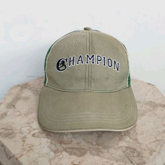 Topi Trucker Vintage CHAMPION Trucker Hat
