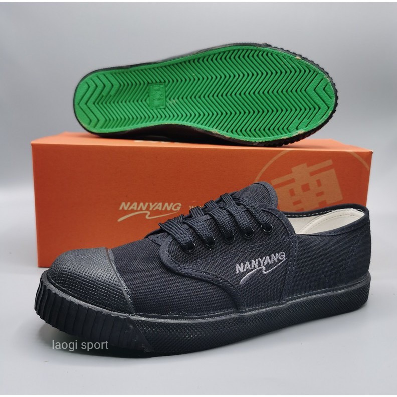 Sepatu takraw Nanyang orginal thailand motif hitam