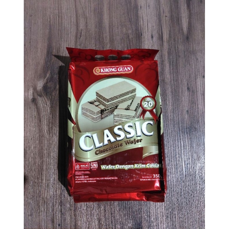 

Khong Guan Classic Wafer Chocolate 350 gram