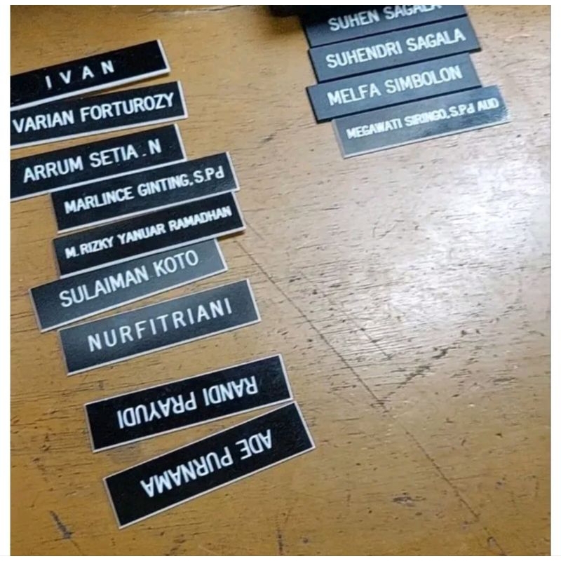 

Nametag ukir magnet/pin nama/papan nama Bhayangkari