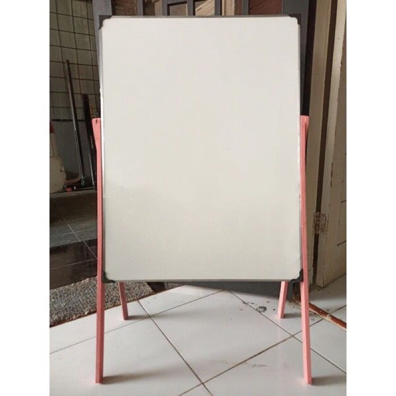

Papan Tulis Plus Kaki Ukuran 60x80 Pakai Laci