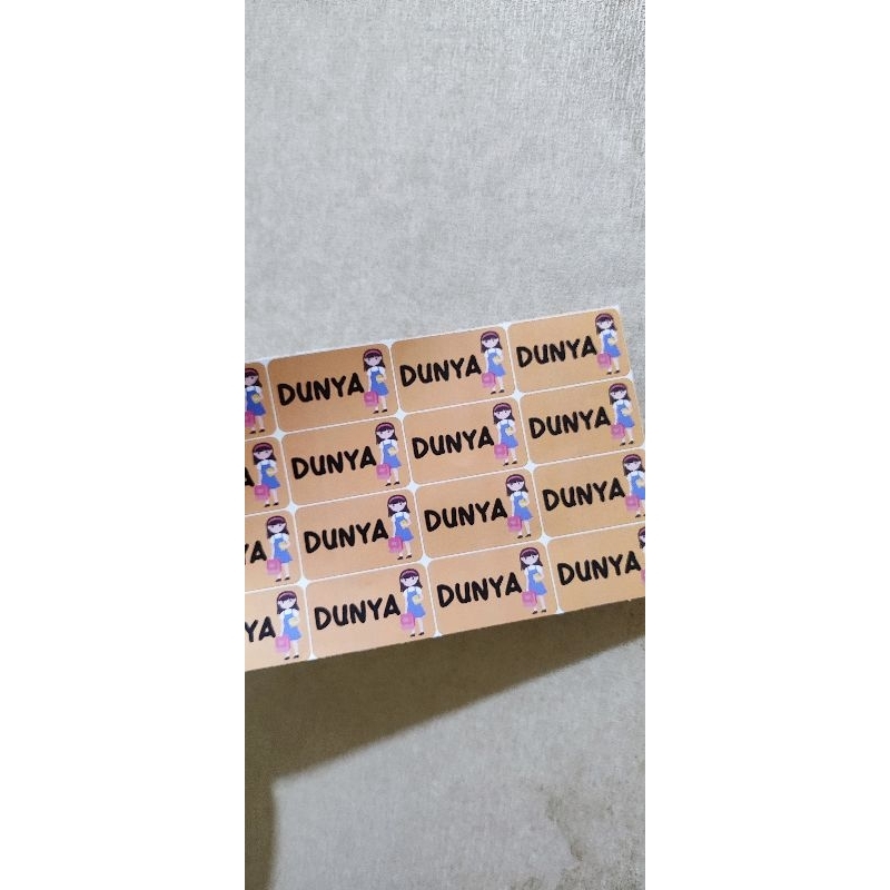 

stiker waterprpof ukuran kecil