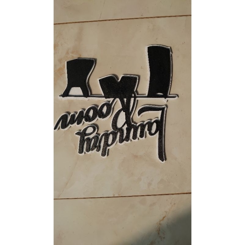 READY KURNIA ART SHOOP Hiasan Dinding Wall Decore Laundry Room Timbul + Baju