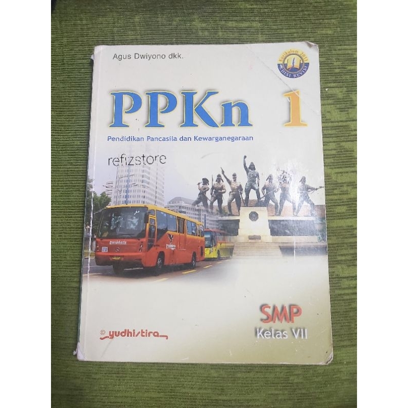 Buku PPKN kelas 1 SMP yudhistira