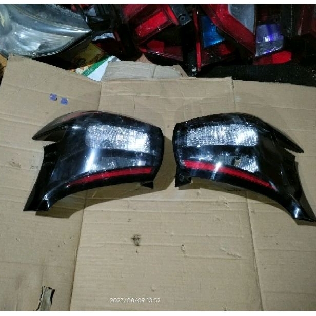 stoplamp sienta Q lampu belakang toyota sienta ori