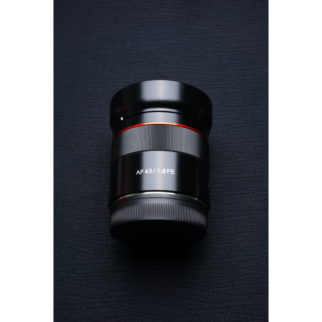 SAMYANG AF 45MM F1.8 MULUS LIKENEW LENGKAP