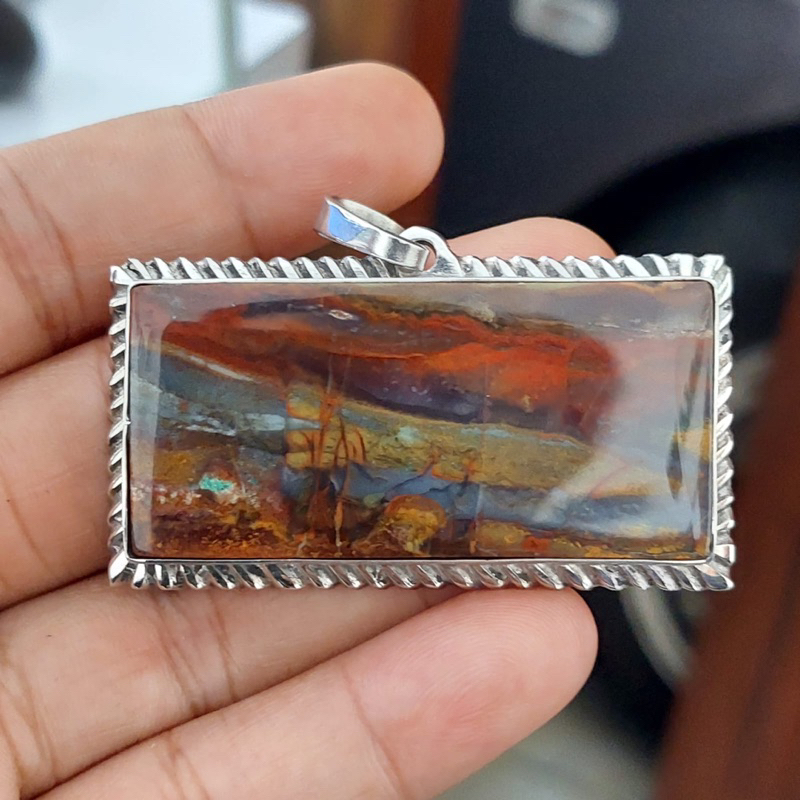 Liontin batu akik pancawarna ciangel