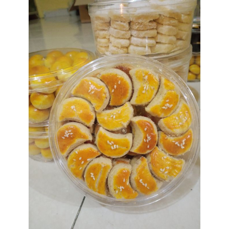 

Kue kacang