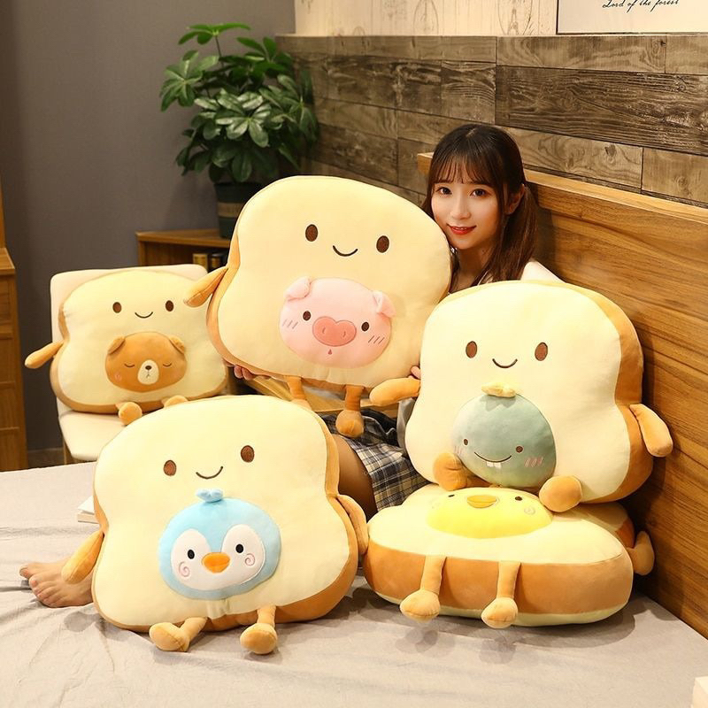 Boneka Terbaru/Boneka Bantal Plushasime Toast Boneka Roti Empuk Varian Wortel Dan Strawberry 100% Lembut