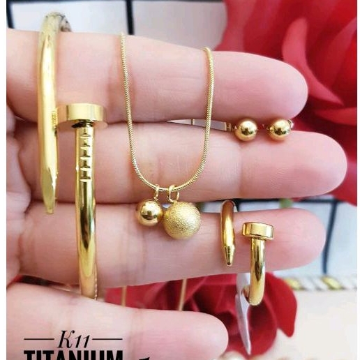 Titanium Set Perhiasan Wanita Dewasa Terbaru Lv118c