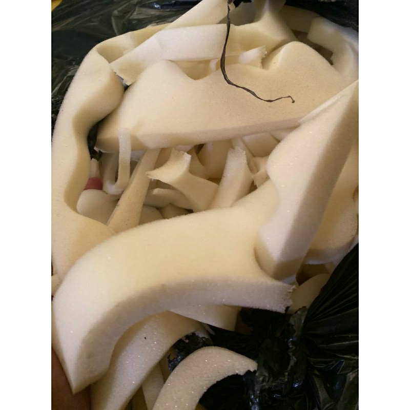 Busa Limbah kiloan sisa potongan isi sofa dan isi bantal