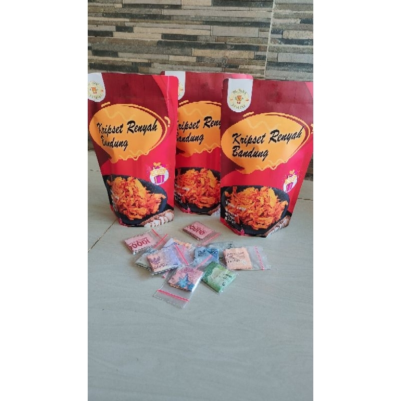 

Kripset keripik singkong Berhadiah Uang tunai , Snack Berhadiah, Ciki Berhadiah , Kripset renyah Bandung