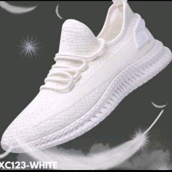 SEPATU KETS PRIA IMPORT REAL PIC