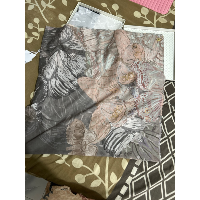 preloved jilbab buttonscarves ori
