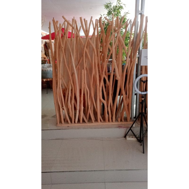 Devider Kayu Jati / Sekat Ruangan Kayu Jati / Penyekat kafe