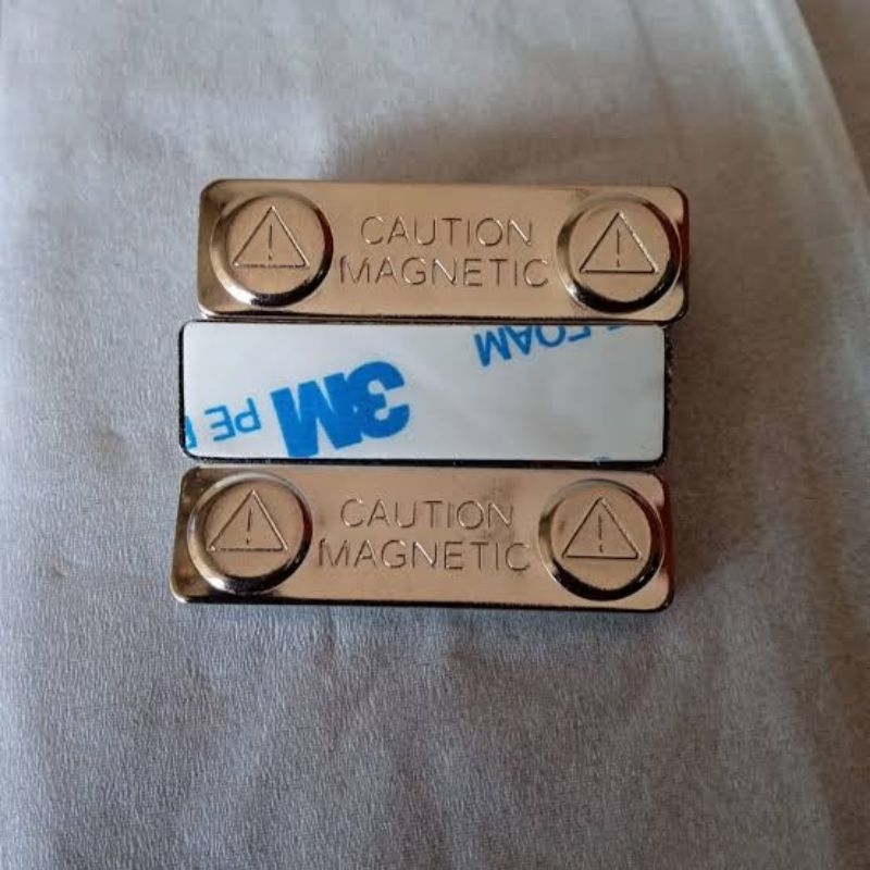 

magnet papan nama name tag