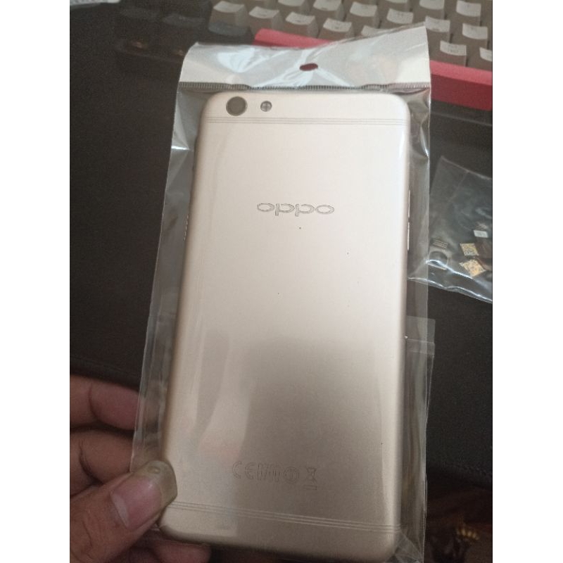 Kamera dan backdoor oppo f3 plus cabutan