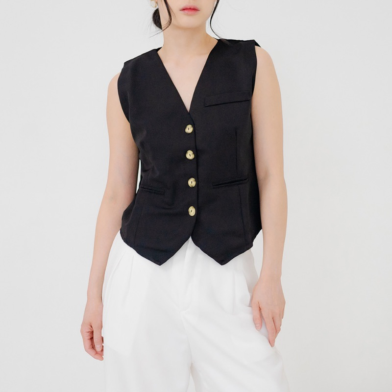 black vest rompi atasan wanita - baesic oudre she wears sugar iweargracie with love monomolly kina touch up atelier foxquinn official claryn preloved