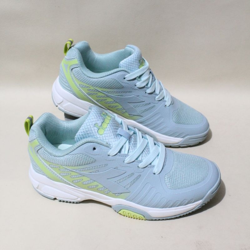 DIADORA FLAME WOMEN'S BADMINTON SIZE 38