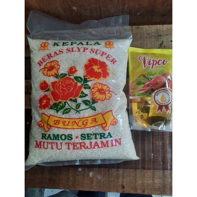 

Beras 5 liter & minyak 1 liter